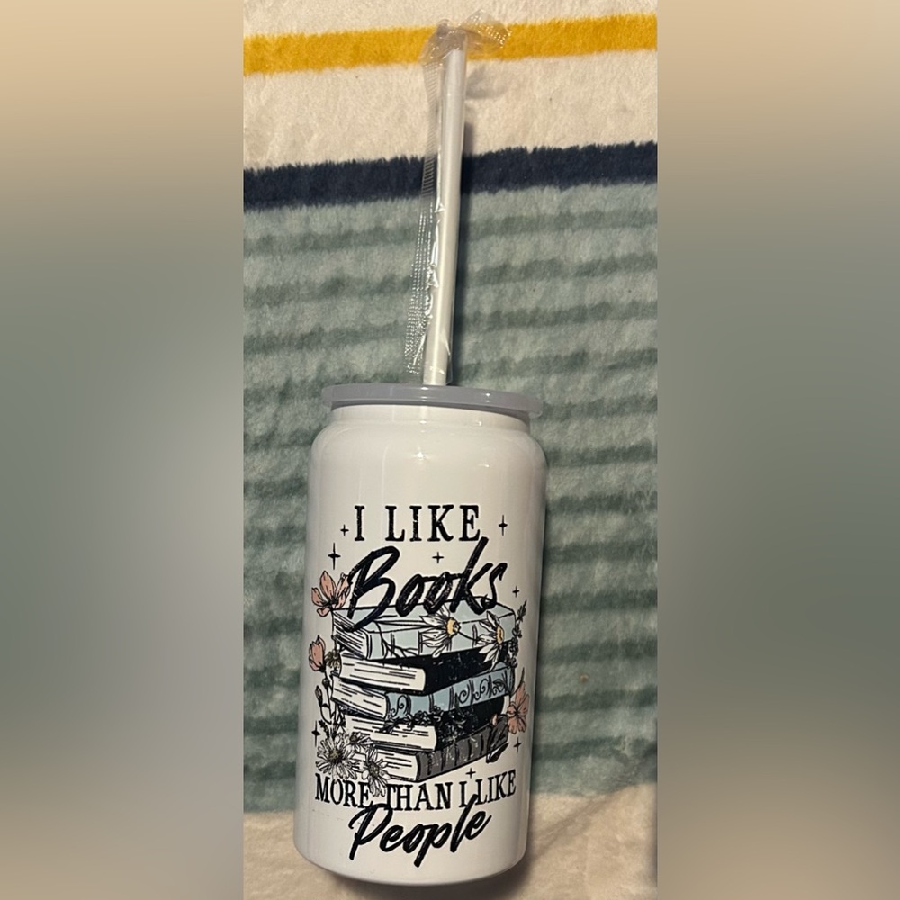 White Book-Themed Decorative cup - Picture 6 of 8